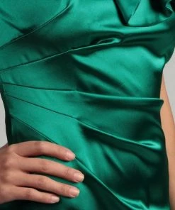 Adrianna Papell - 231M19610 Asymmetrical Pintuck Dress Cocktail Dresses