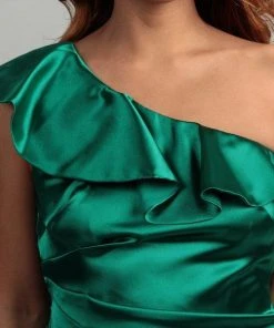 Adrianna Papell - 231M19610 Asymmetrical Pintuck Dress Cocktail Dresses