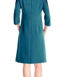 Adrianna Papell - AP1D101471 Bateau A-Line Cocktail Dress