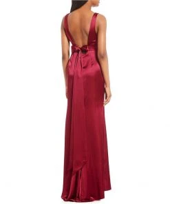 Formal Gowns Adrianna Papell - AP1E203395 Sleek Plunging V-neck Trumpet Dress