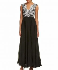 Formal Gowns Aidan Mattox - MD1E201158 Metallic Lace Scalloped V-neck A-line Dress