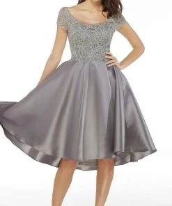 Alyce Paris - 27430 Beaded Lace Bodice Scoop Neck A-Line Dress - 1 Pc Navy In Size 6 Available