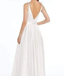 Alyce Paris - 60505 Fitted V-Neck Pleated A-Line Evening Gown Formal Gowns