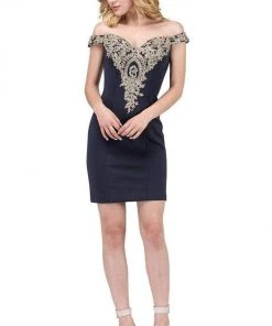 Dancing Queen - 3017 Off-Shoulder Appliqued Homecoming Dress