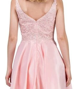 Dancing Queen - 3036 Sleeveless Beaded Lace V-neck Homecoming Dress Cocktail Dresses