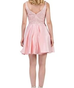 Dancing Queen - 3036 Sleeveless Beaded Lace V-neck Homecoming Dress Cocktail Dresses