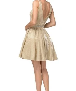 Dancing Queen - 3142 V-Neck Pleated A-Line Cocktail Dress Cocktail Dresses
