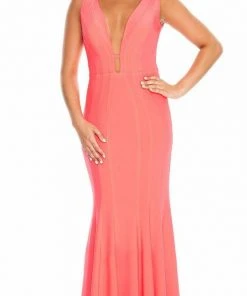 Formal Gowns Decode 1.8 - 183910 Plunging V-neck Jersey Sheath Dress