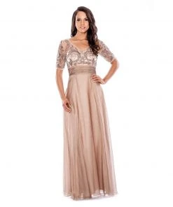 Decode 1.8 - Embroidered Short Sleeve V-Neck Dress 182598