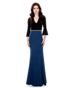Decode 1.8 - V Neck Quarter Length Long Dress 183812