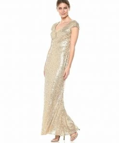 Emma Street - 1111279 Cap Sleeve Sequined Scoop Neck Sheath Gown Formal Gowns