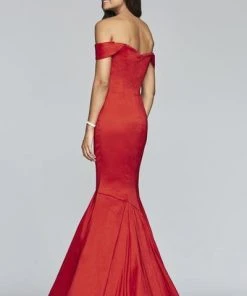 Faviana - S10241 Plunging V-neck Taffeta Mermaid Dress