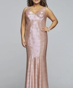 Formal Gowns Faviana - Sleeveless Metallic Jersey V-neck Sheath Dress 9453 - 1 Pc Platinum In Size 14W Available 7 Formal Gowns Faviana - Sleeveless Metallic Jersey V-neck Sheath Dress 9453 - 1 Pc Platinum In Size 14W Available