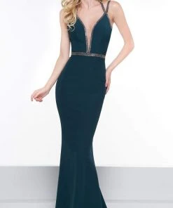 Colors Dress Glow By Colors - Metallic Beaded Plunge Trumpet Gown G810 - 1 Pc Deep Green In Size 8 Available