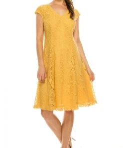 Cocktail Dresses London Times - T4555M V-Neck Crochet Lace A-Line Short Dress