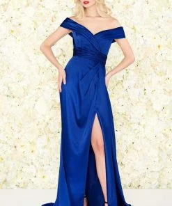 Formal Gowns Mac Duggal Black White Red - 12099R Ruched Off-Shoulder Gown With Slit