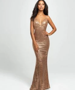 Madison James - 19-158 Plunging V-Neck Sheath Evening Gown