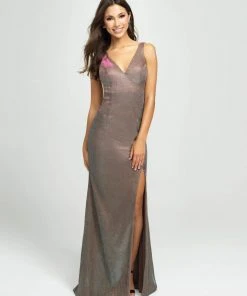 Formal Gowns Madison James - 19-208 V-neck Glitter Knit Trumpet Dress
