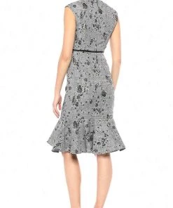 Cocktail Dresses Maggy London - G3816M Cap Sleeve Embroidery Trimmed Trumpet Dress