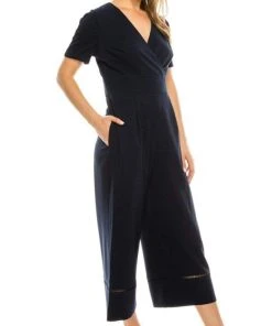 Maggy London - G3935M Short Sleeve V-Neck Capri Jumpsuit Prom Dresses
