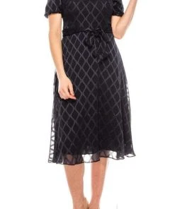 Maggy London - G4451M Puff Sleeve Textured Chiffon A-Line Dress