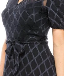 Maggy London - G4451M Puff Sleeve Textured Chiffon A-Line Dress