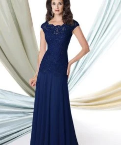 Mon Cheri - Lace Bateau Dress In Midnight 114906 - 1 Pc Foundation In Size 10 Available Formal Gowns