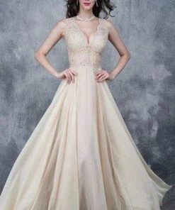 Nina Canacci - 2133 Scalloped Plunging Illusion Gown