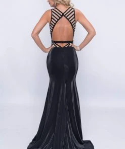 Nina Canacci - 6514 Deep V-neck Trumpet Dress With Train Formal Gowns