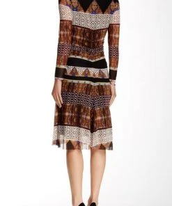 Nine West - 10571282-X51 Printed Ruched Long Sleeves Dress