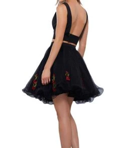 Nox Anabel - 6341 Two-Piece Floral Embroidered Cocktail Dress