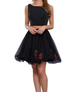 Nox Anabel - 6341 Two-Piece Floral Embroidered Cocktail Dress