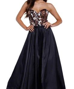 Nox Anabel - 8230 Corset Boned Leopard Print Evening Gown