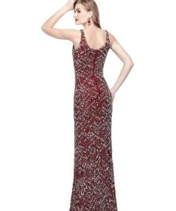 Primavera Couture - 1970 Embellished V-neck Sheath Dress