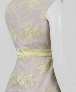 Cocktail Dresses Sangria - DBLU929 Embroidered V-neck Sheath Dress