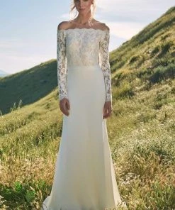 Tadashi Shoji - Scalloped Embroidered Lace Bodice Off Shoulder Gown - 1 Pc Ivory/Petal In Size 4 Available