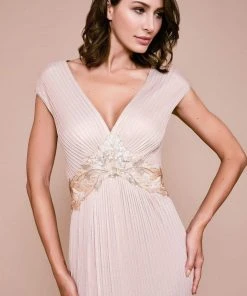 Formal Gowns Tadashi Shoji - VG19292L V-Neckline Metallic Pintuck Sheath Gown - 1 Pc Champagne In Size 6 Available