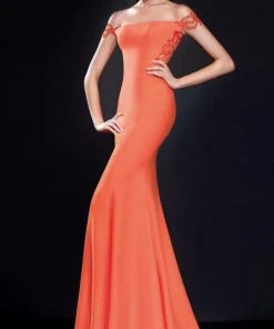 Tarik Ediz - Lace Off-Shoulder Gown 92568