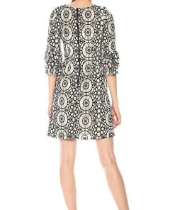 Taylor - 9382M Lace Bateau Neck Sheath Cocktail Dress Cocktail Dresses