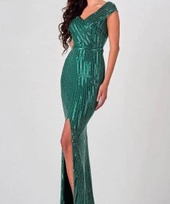 Terani Couture - 2021M2980 Surplice Bodice V-neck Long Dress - 1 Pc Hunter Green In Size 8 Available Formal Gowns