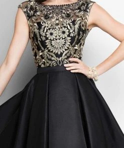 Formal Gowns Terani Couture - Dimensional Hi-low Gown With Train 1712P2538