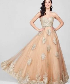 Terani Couture - Luxurious Strapless Sweetheart A-line Gown With Emblellished Waist 1712P2890 Formal Gowns