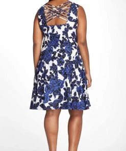 Adrianna Papell - 12249891 Strappy Floral V Neck Cocktail Dress - 1 Pc IVORY MULTI In Size 18W Available