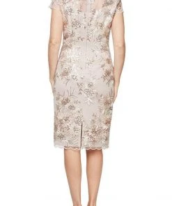 Alex Evenings - 8117953 Floral Laced Midi Dress