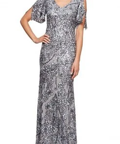 Alex Evenings - 8196611 Flutter Sleeves Sequined Long Gown