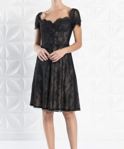 Alexander By Daymor - 1264 Bow Accent Short Sleeve Sweetheart Gown