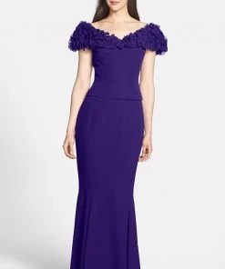 Alexander By Daymor - 2003 Ruffles Off Shoulder Evening Gown
