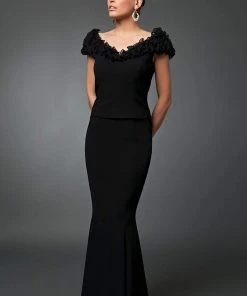 Alexander By Daymor - 2003 Ruffles Off Shoulder Evening Gown