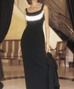 Alexander By Daymor - Beaded Scoop Neck Column Dress 6121