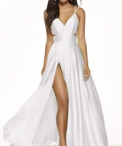Alyce Paris - 60453 Sleeveless V Neck Sexy Satin A-Line Gown